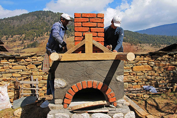 Ofenbau-Workshops in Bhutan - Teil 2 - 2017